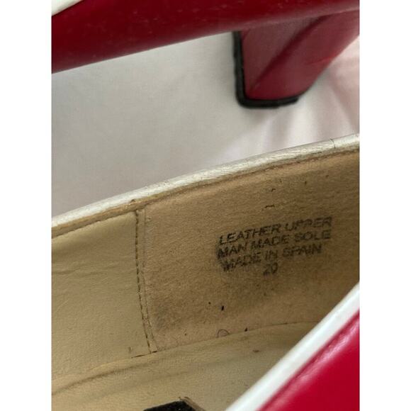 Vintage Etienne Aigner Women's Red White Daley Leather Peep Toe Heels Size 8.5 - Picture 4 of 9